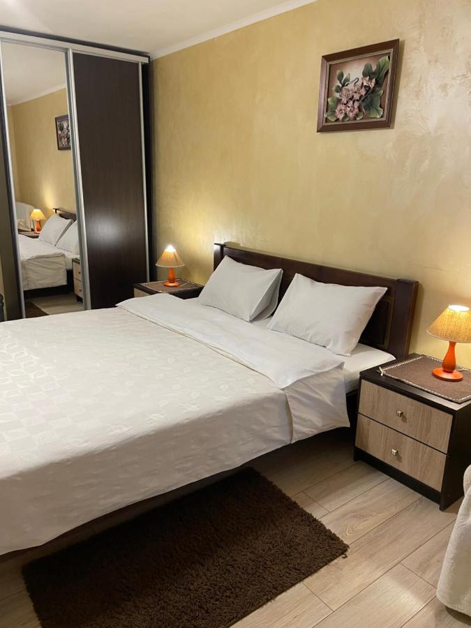 Guest House Sunrise Kamianets-Podilskyi Luaran gambar