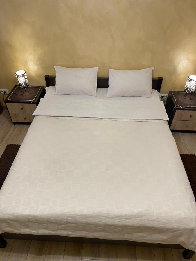 Guest House Sunrise Kamianets-Podilskyi Luaran gambar